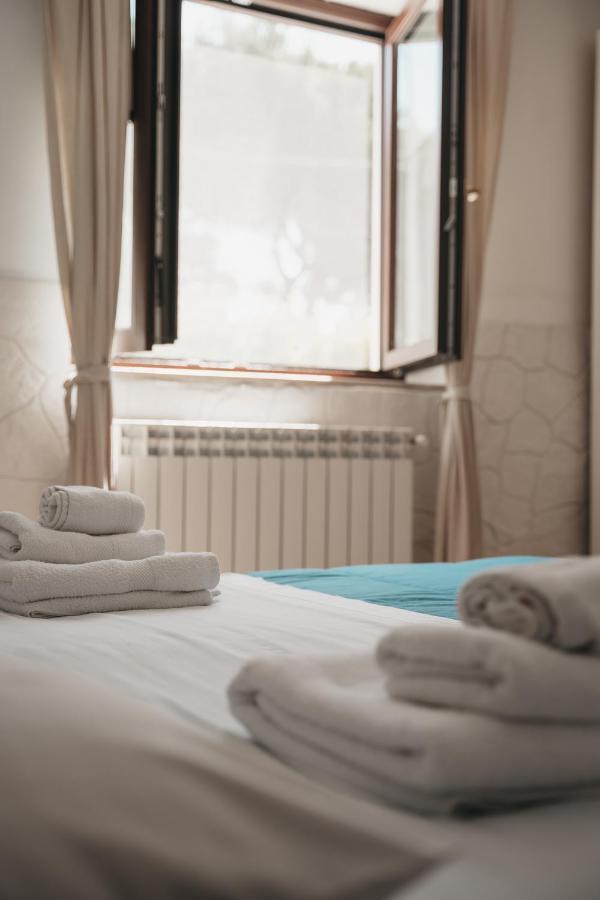 Bed and Breakfast Dimora Mariu Таранто Екстер'єр фото
